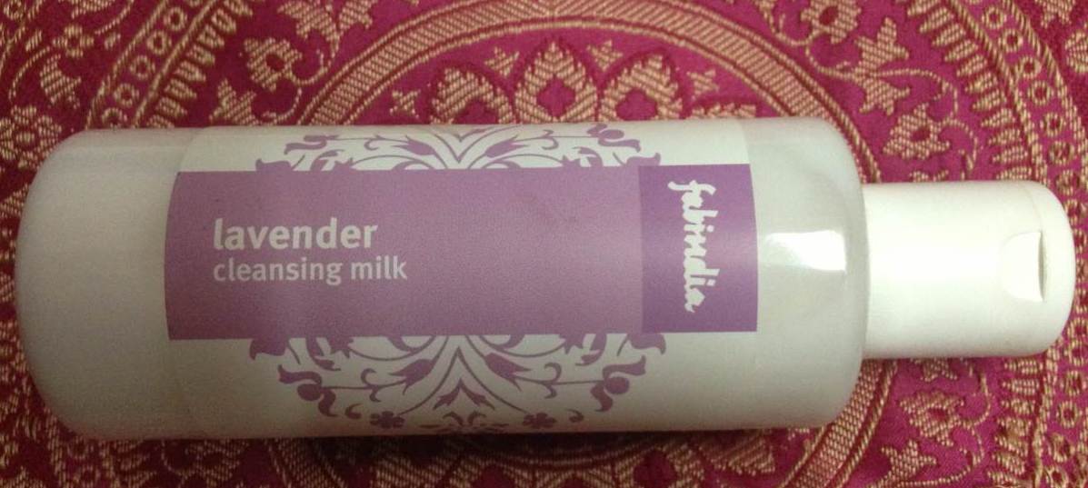 FabIndia’s Lavender Cleansing Milk Review
