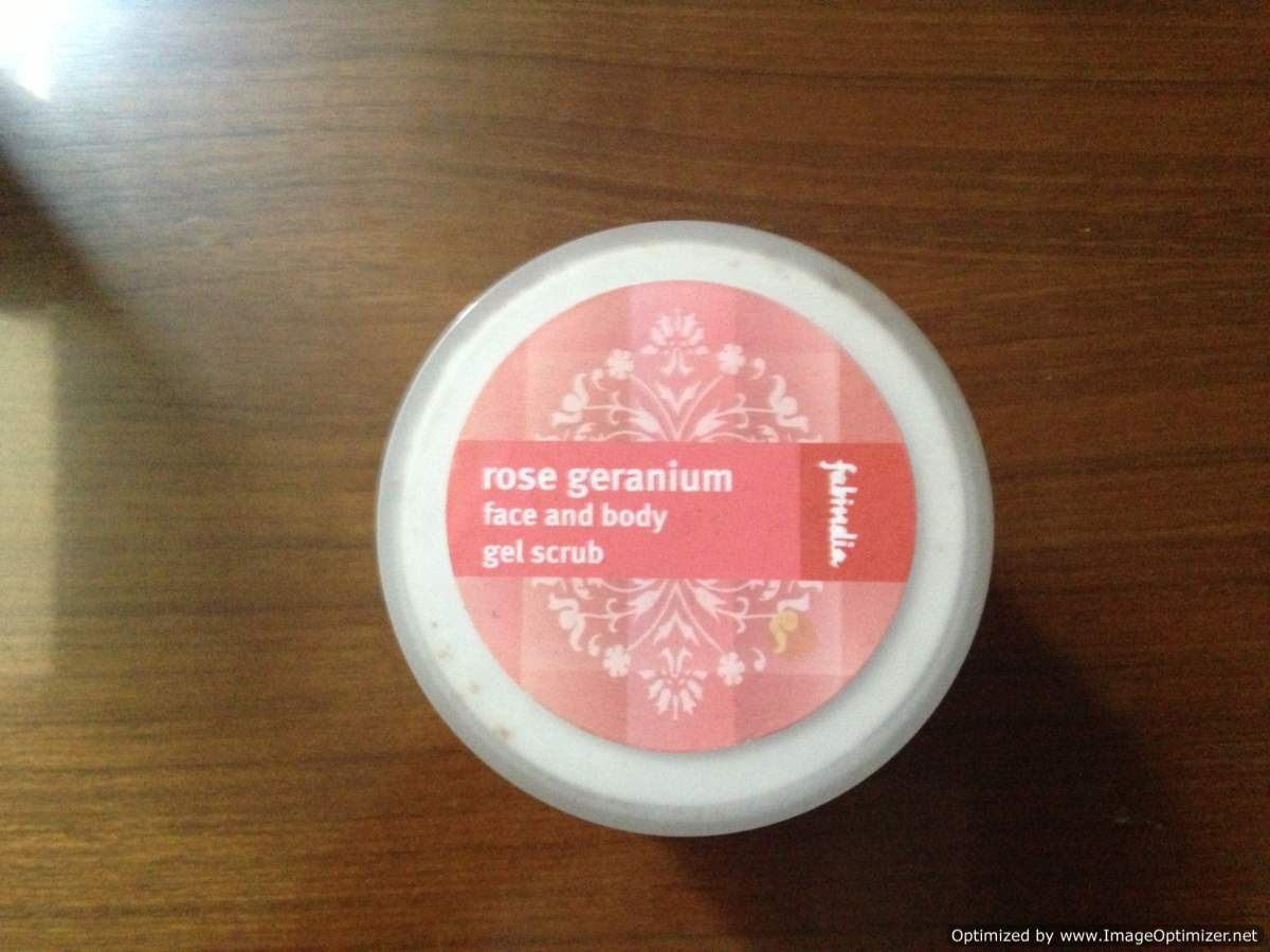 FabIndia Rose Geranium Face and Body Gel Scrub Review